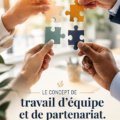 Illustration de mains réunissant des pièces de puzzle pour symboliser le travail d'équipe en entreprise